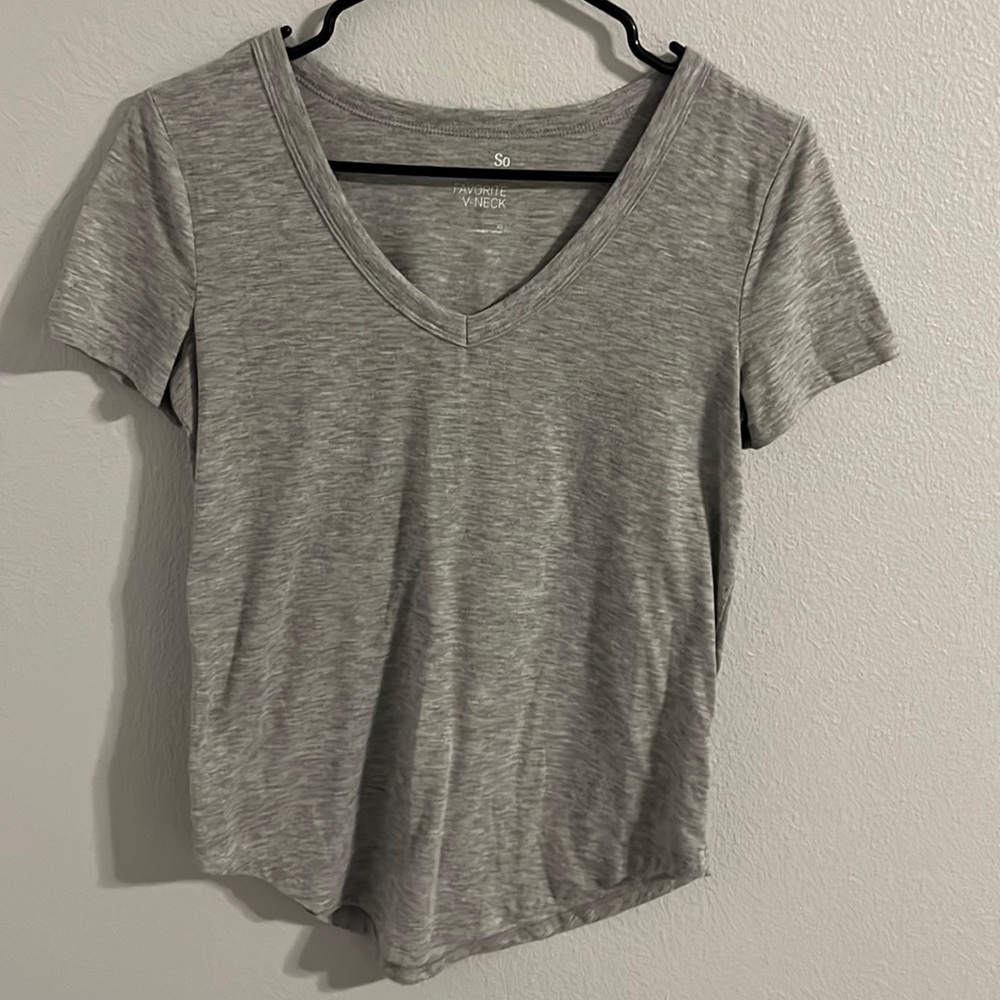 XS Women’s Grey shirt